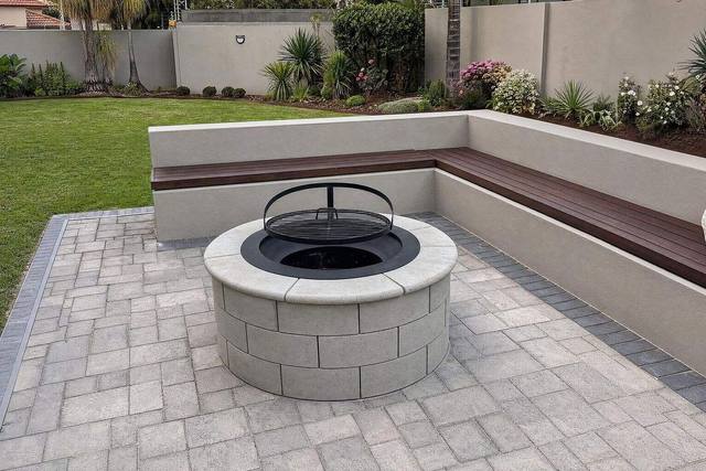 Fire pit kits