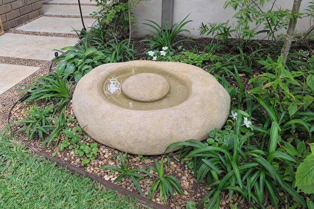 Water features & bird baths