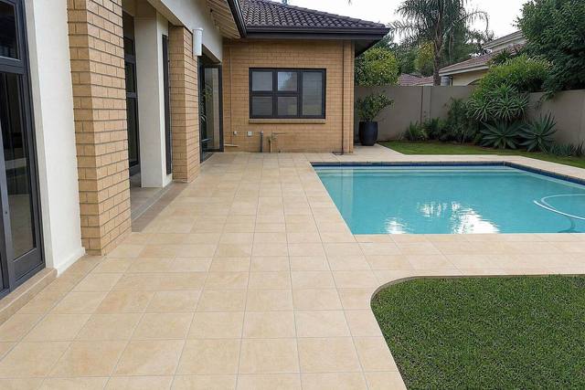 Sandstone paving in Desert sand sandstone