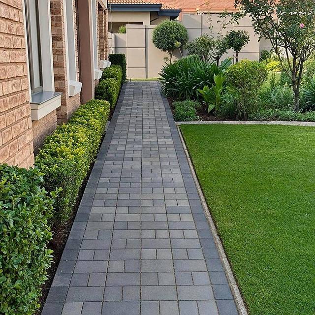 Cobble path
